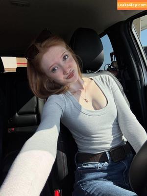 Makenna Kelly photo #0572