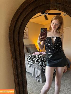 Makenna Kelly photo #0588