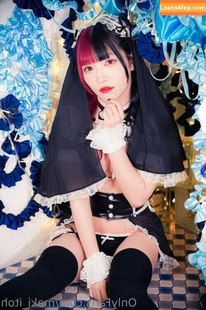 Maki Itoh photo #0092