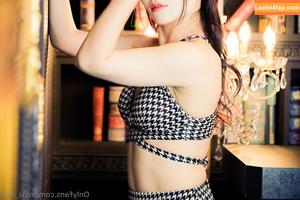 Maki Itoh photo #0148