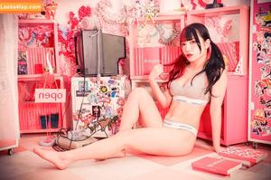 Maki Itoh photo #0176