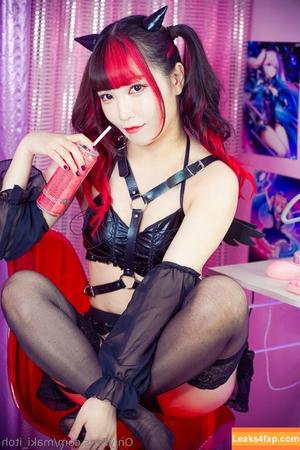 Maki Itoh photo #0344