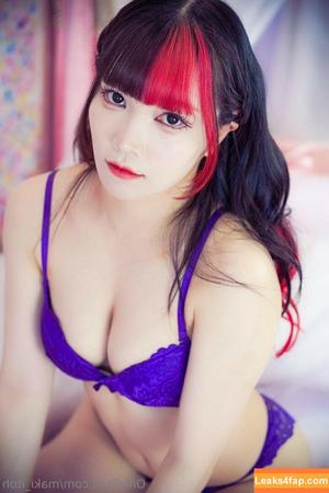 Maki Itoh photo #0360