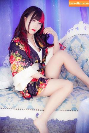 Maki Itoh photo #0373