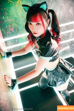 Maki Itoh photo #0452