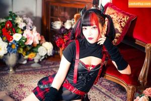 Maki Itoh photo #0568
