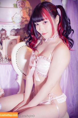 Maki Itoh photo #0699