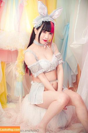 Maki Itoh photo #0722