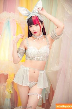 Maki Itoh photo #0729