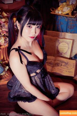 Maki Itoh photo #0732