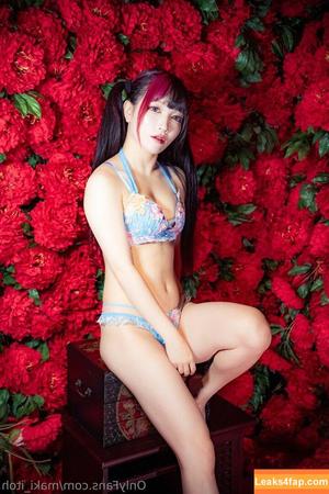 Maki Itoh photo #0996