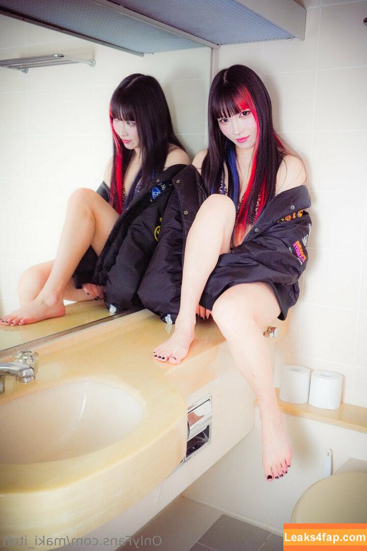 Maki Itoh / maki_itoh / makifuckingitoh leaked photo photo #1318