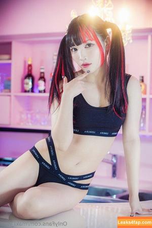 Maki Itoh photo #1423