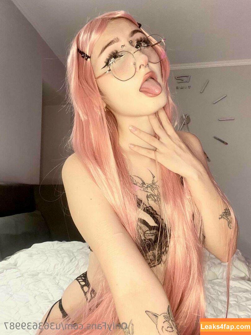 makima_waifuu / makima_waifuu_ / sweety_loly leaked photo photo #0040