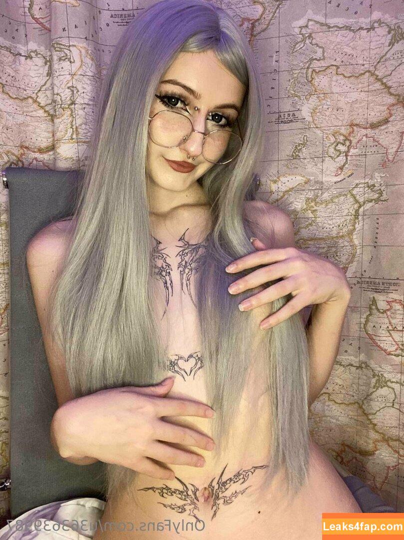 makima_waifuu / makima_waifuu_ / sweety_loly leaked photo photo #0049