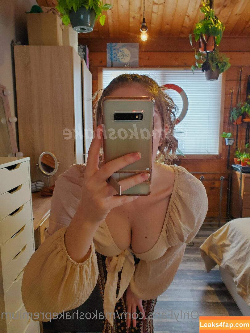 Makoshake / makoshake_ / makoshakepremium leaked photo photo #4093