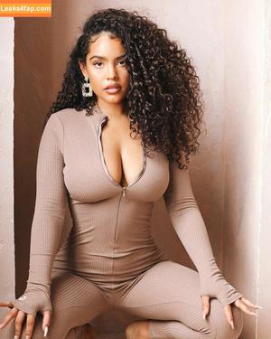 Malaika Terry photo #0065
