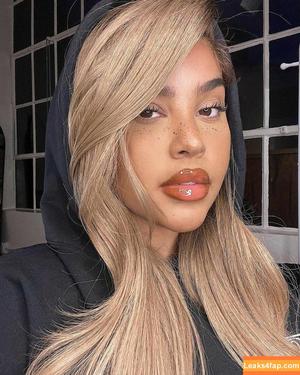 Malaika Terry photo #0174