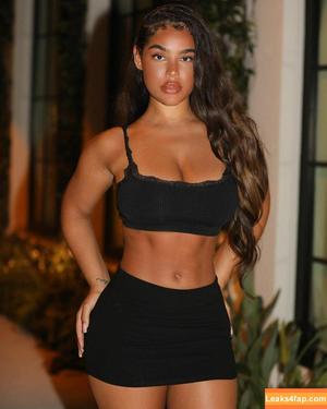 Malaika Terry photo #0241