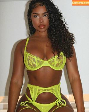 Malaika Terry photo #0315