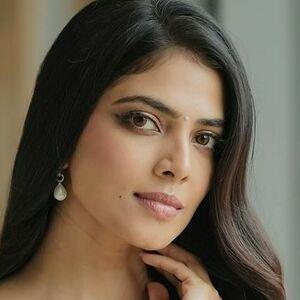 Malavika Mohanan photo #0002