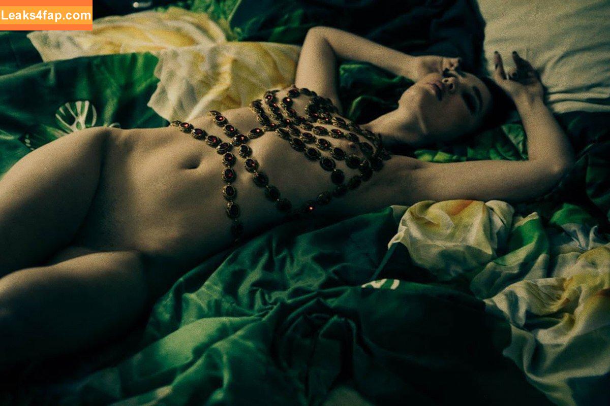 Malena Fendi / Lada Brik / malena_cirque / malenafendi / telegalifa слитое фото фото #0022