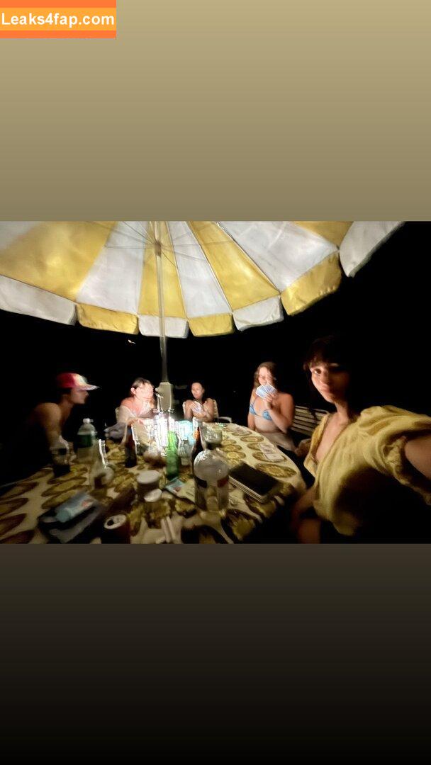 Malina Weissman / malinaweissman leaked photo photo #0344