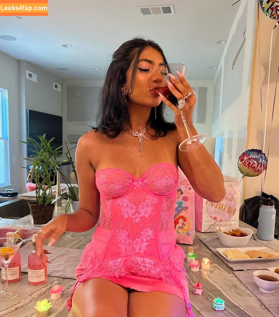 Mallika Sabnani / mallikasab leaked photo photo #0018