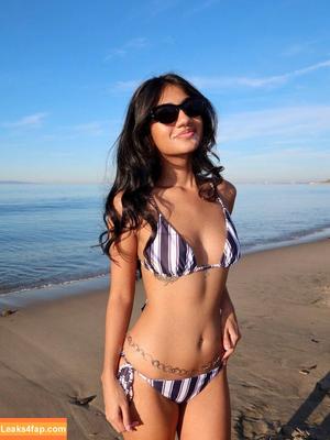 Mallika Sabnani photo #0015