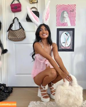 Mallika Sabnani photo #0024