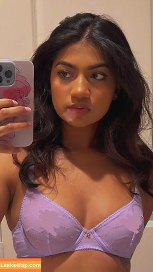 Mallika Sabnani photo #0030