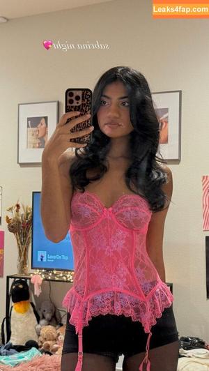 Mallika Sabnani photo #0040