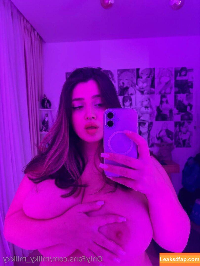 Mamaccccita / ccmotto_ / i_need_your_cream leaked photo photo #0203