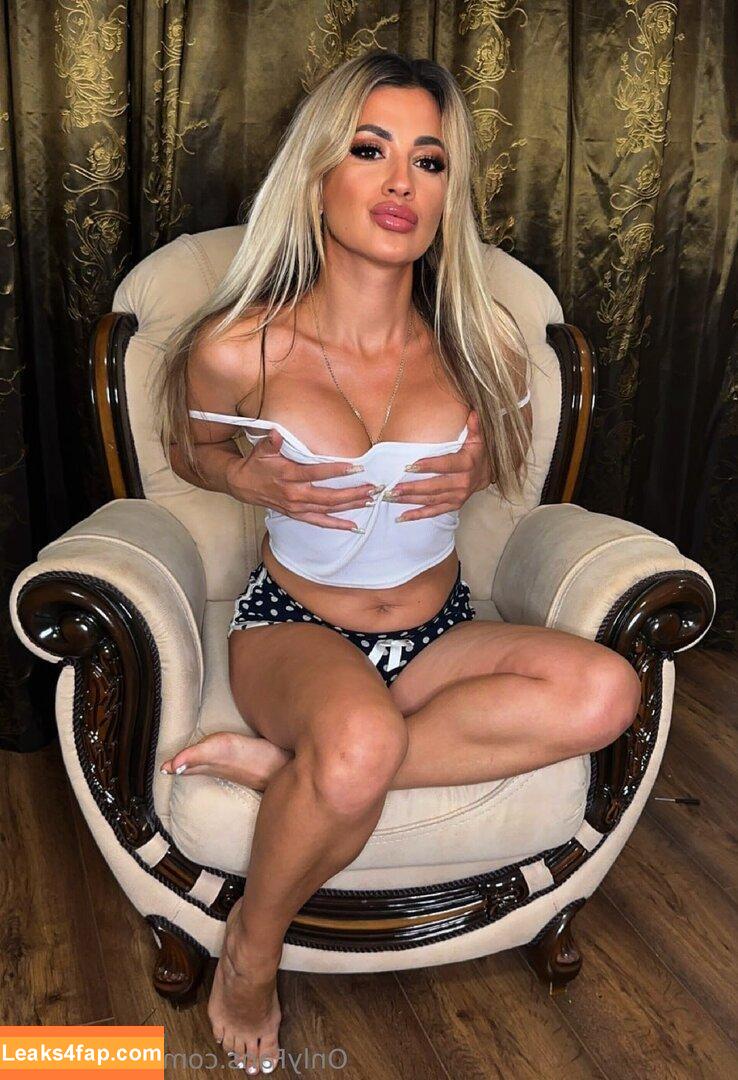 mamacitka / iammamacita leaked photo photo #0022