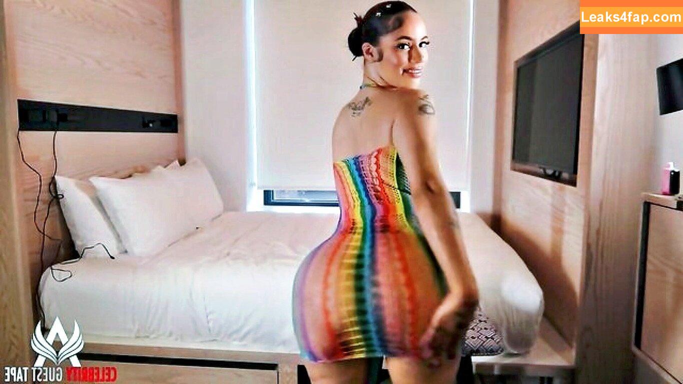 Mamigiany /  leaked photo photo #0006