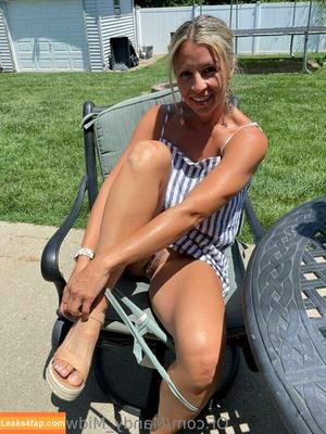 Mandy Midwest photo #0024
