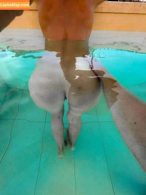 Mangostückchen photo #0021