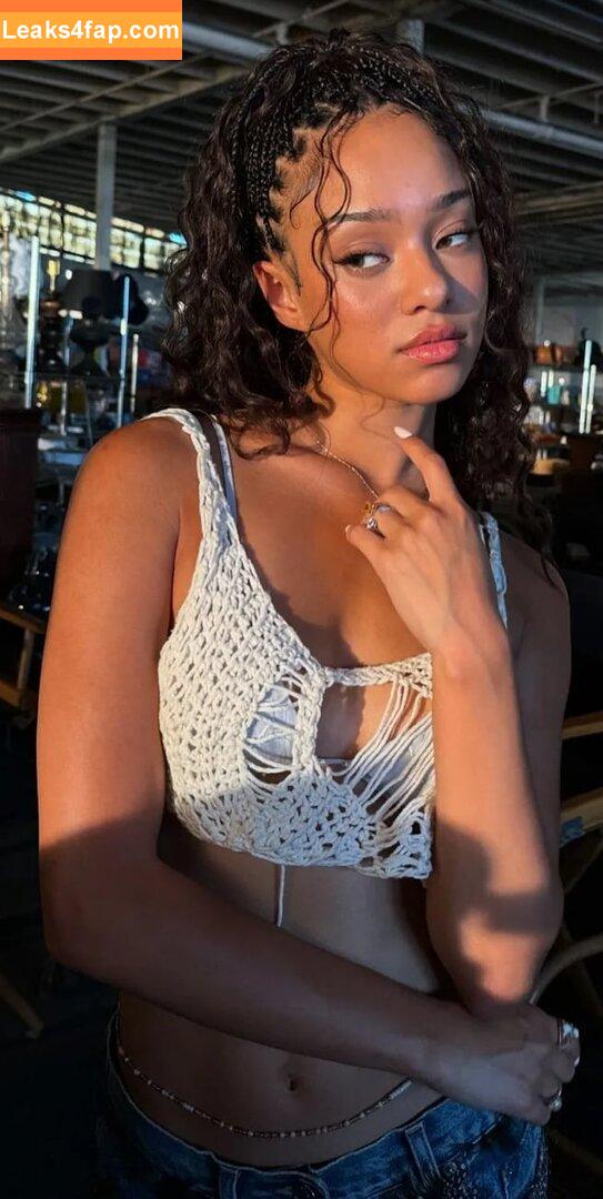 Manon Bannerman / Katseye / meretmanon leaked photo photo #0010