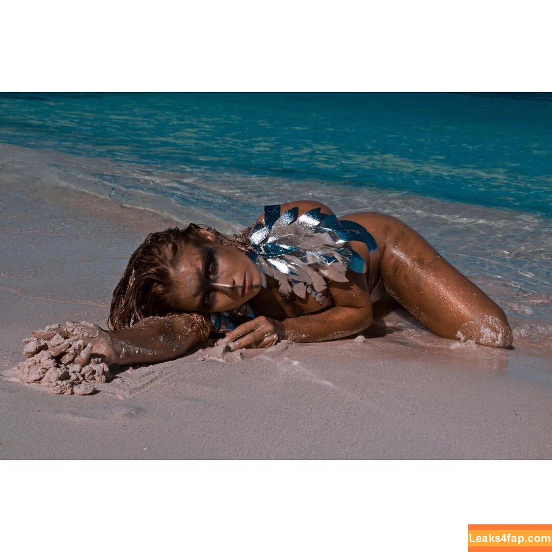 Manu Neme / mnrenteria leaked photo photo #0058