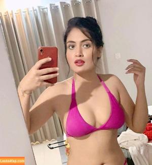 Manvi Chugh photo #0004