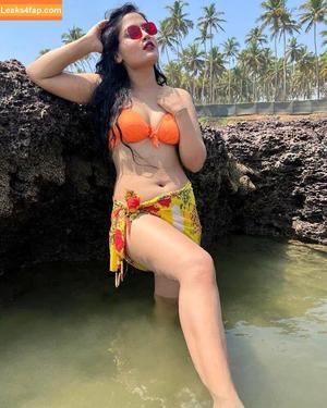 Manvi Chugh photo #0014