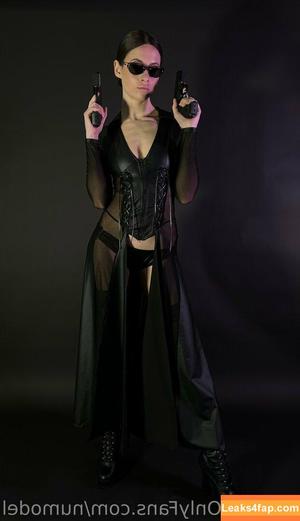 Mara Blake photo #0161