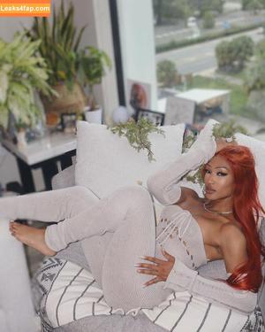 Mara Sade photo #0002