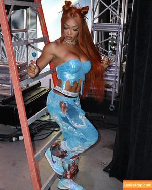 Mara Sade photo #0009