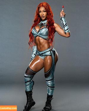 Mara Sade photo #0010