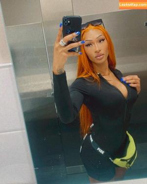 Mara Sade photo #0015