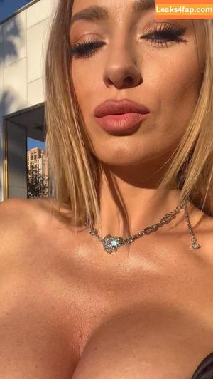 Marcelina Zawadzka photo #0097