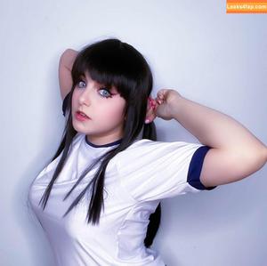 Marcelline photo #0032