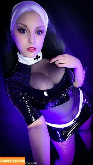 Marcelline photo #0043
