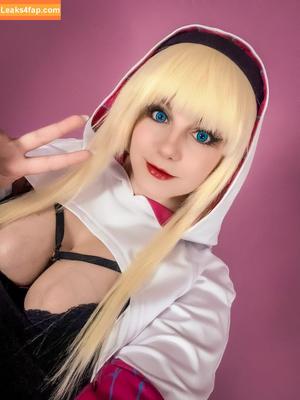 Marcelline photo #0390